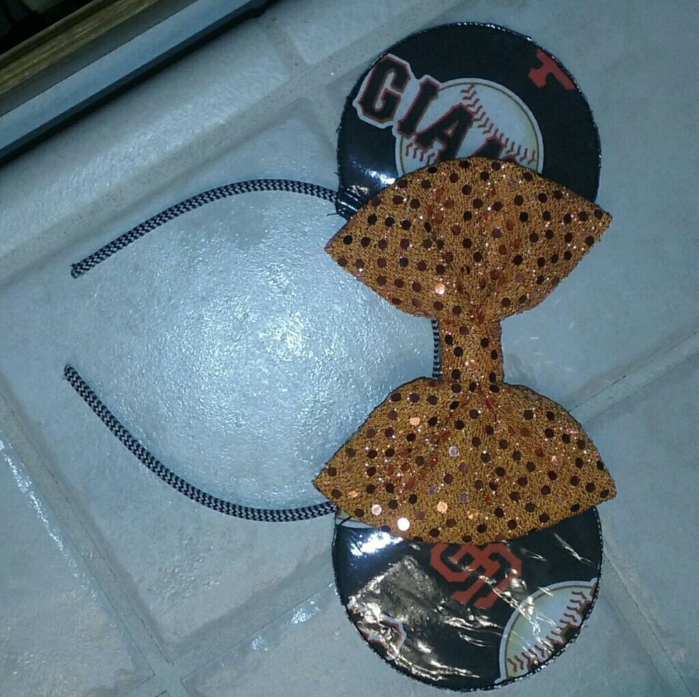 Giants disney ears